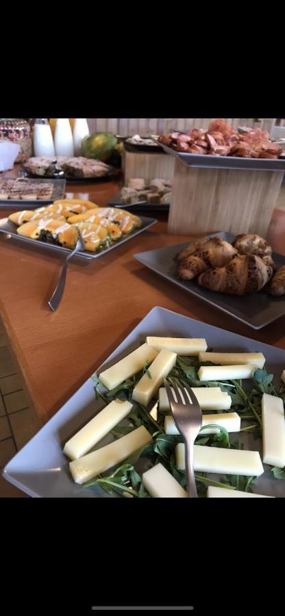 红峰酒店及餐馆 Visperterminen 外观 照片